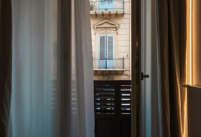 اتاق لوکس, Archè Design Rooms And Suites