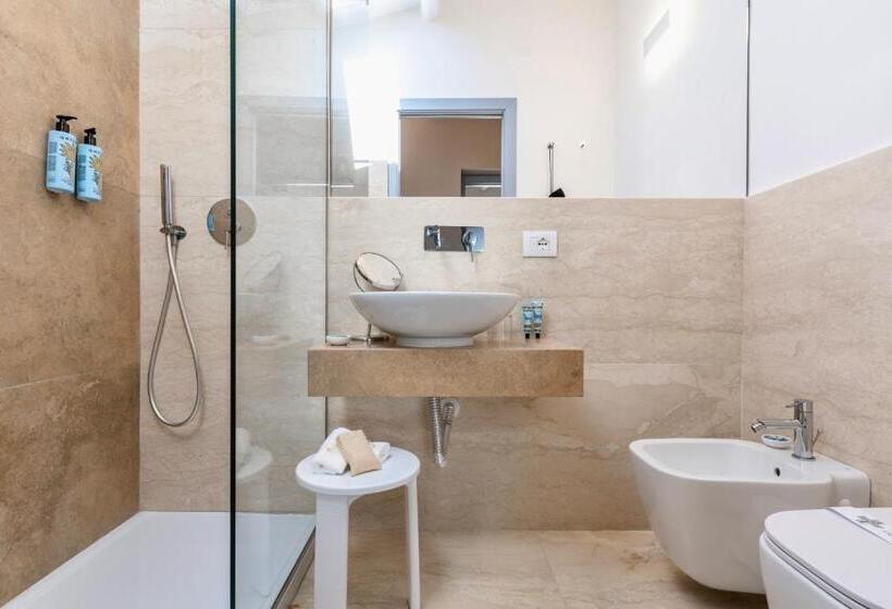 اتاق اکونومی, Archè Design Rooms And Suites