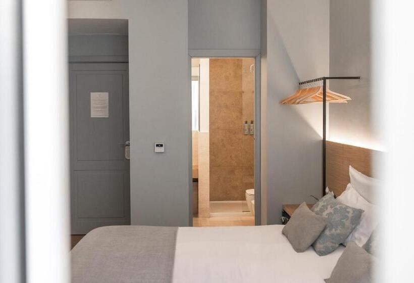 سوییت با استخر, Archè Design Rooms And Suites