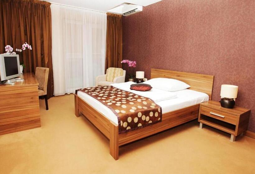 Номер бизнес-класса, City Hotel Nitra