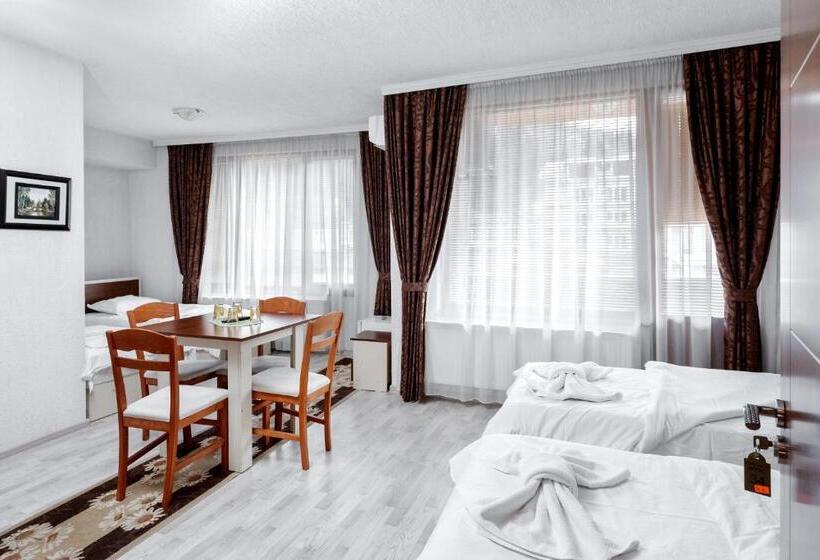 Пятиместный Стандартный Номер, Family Hotel Aleks