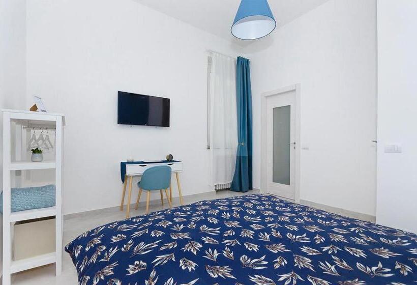 اتاق استاندارد, Blunotte Torino   Piazza Castello