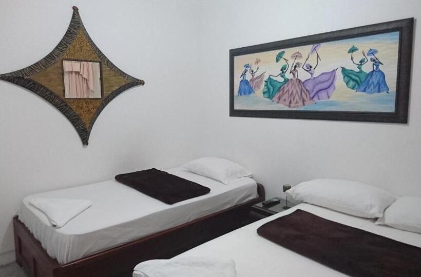 Habitación Familiar, Rosita 3