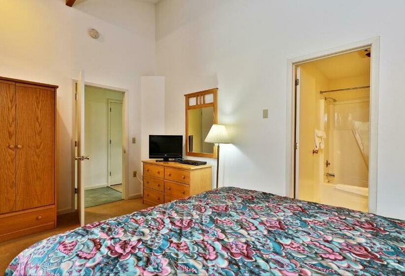 סוויטה, Cedarbrook Queen Suite 202