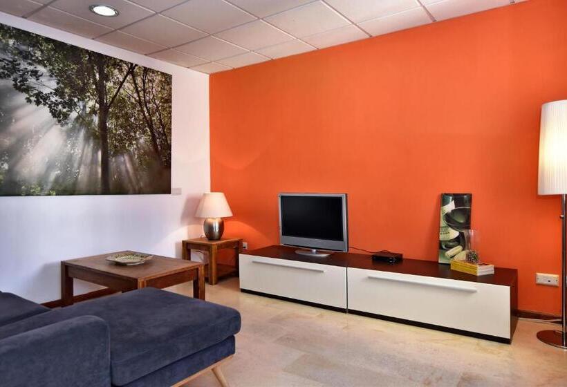 اتاق اکونومی, City Living Suite Tk 2 Rm 4