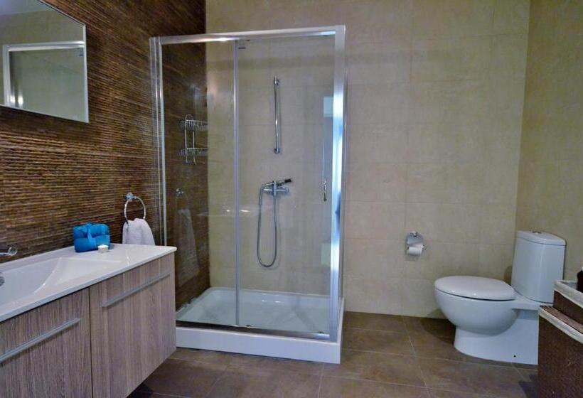 اتاق اکونومی, City Living Suite Tk 2 Rm 4