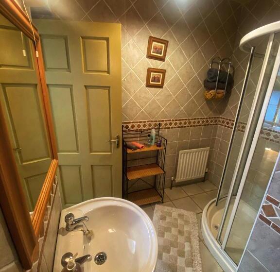Номер Стандарт, Dulrush Lodge Guest House, Restaurant And Self Catering