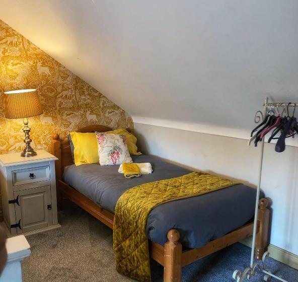 Семейный Номер Deluxe, Dulrush Lodge Guest House, Restaurant And Self Catering
