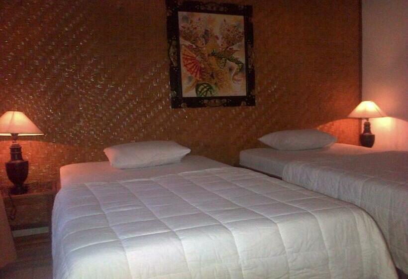 Номер Deluxe, Bayumantra Bungalows