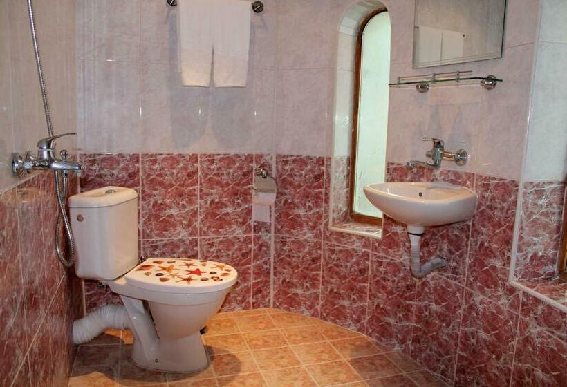 اتاق استاندارد, Family Hotel Square