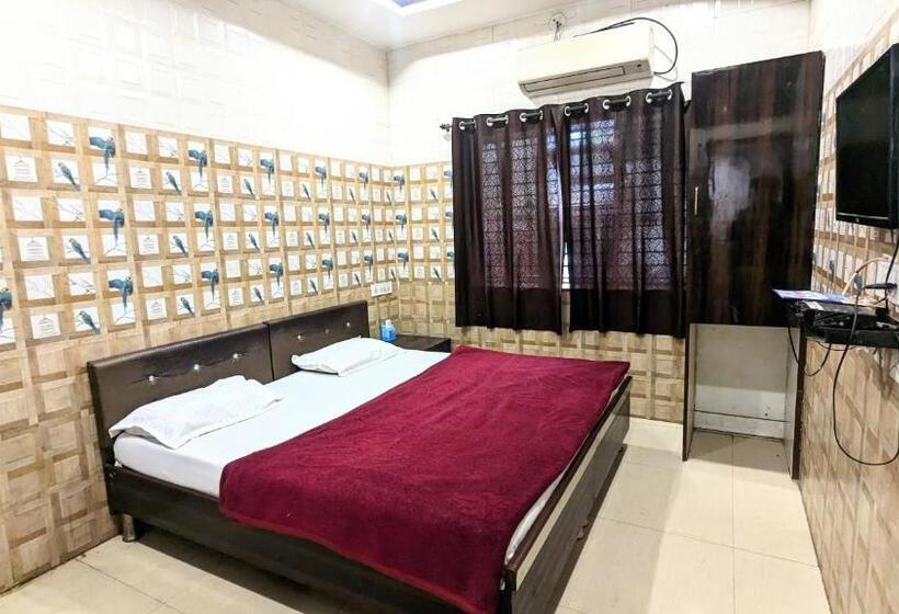 Номер Deluxe, Shikhar Inn