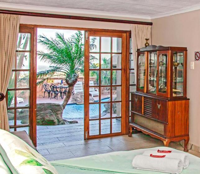 Семейный Номер, Villa Le View Guesthouse