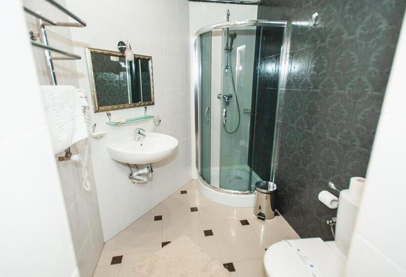 Номер Стандарт Трехместный, Forest Hill Hotel & Spa