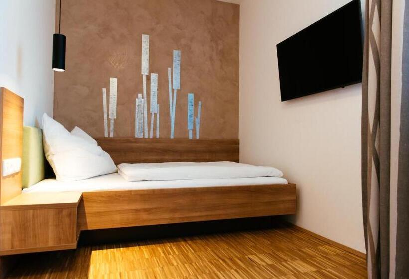 Номер Стандарт Индивидуальный, Aparthotel Heuberger