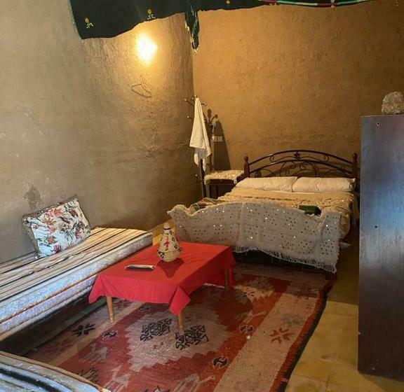 غرفة قياسية مزوَّدة بتراس, Gite D étape Khettara Oasis