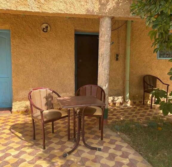 غرفة قياسية مزوَّدة بتراس, Gite D étape Khettara Oasis