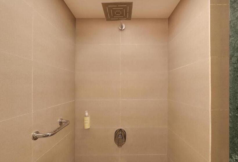 Номер Executive, Lemon Tree Hotel Tapovan Rishikesh