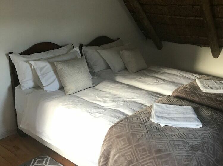 Дом 3 Спальни, Goedvertrou Guest Farm