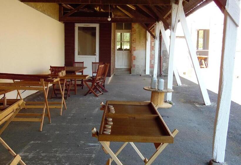 Апартаменты 2 Спальни, L école Buissonnière