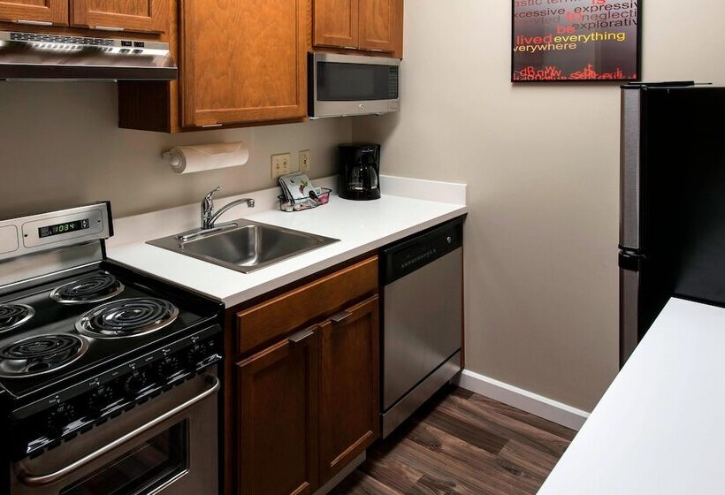 Люкс 2 Спальни, Towneplace Suites Chicago Lombard