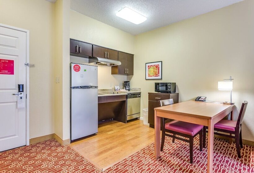 스위트, Towneplace Suites By Marriott Dallas Bedford