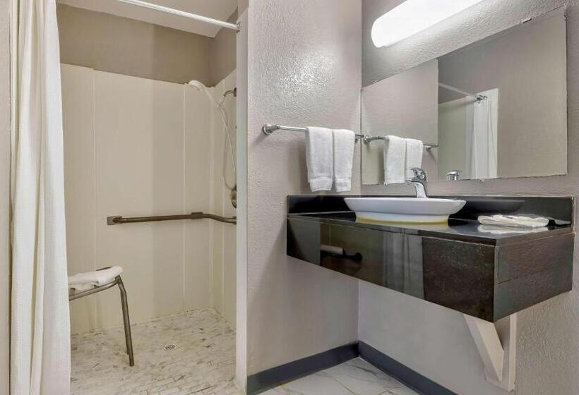 四人标准间, Motel 6 Oshkosh, Wi