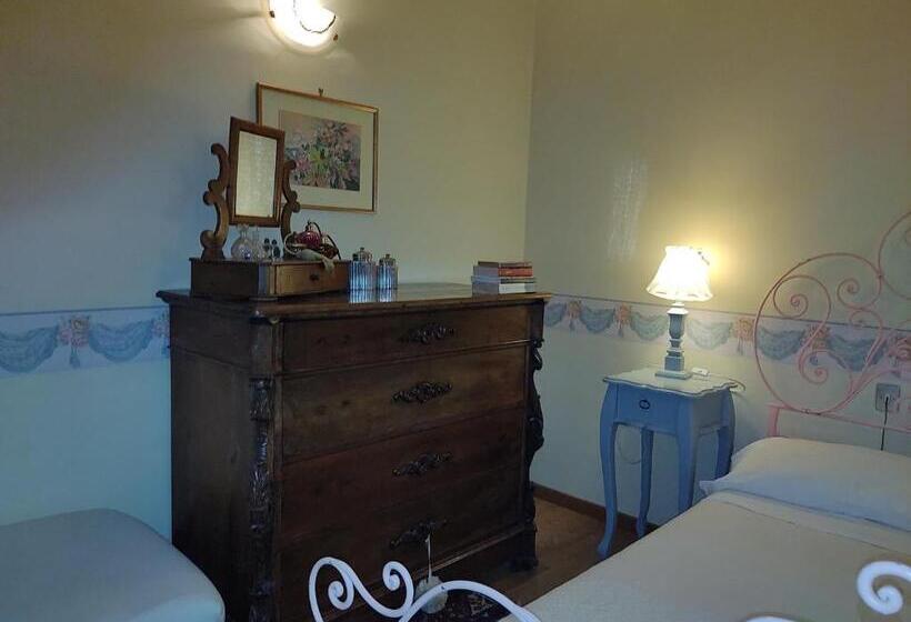 Номер Стандарт Трехместный, Villa Carol Appartamento E B&b