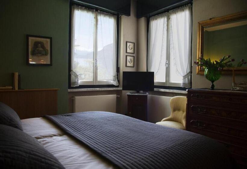 Номер Стандарт Вид на Озеро, Villa Ucci