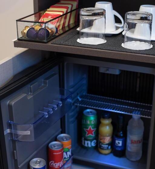 اتاق استاندارد با چشم‌انداز باغ, Green Park Luxury Rooms