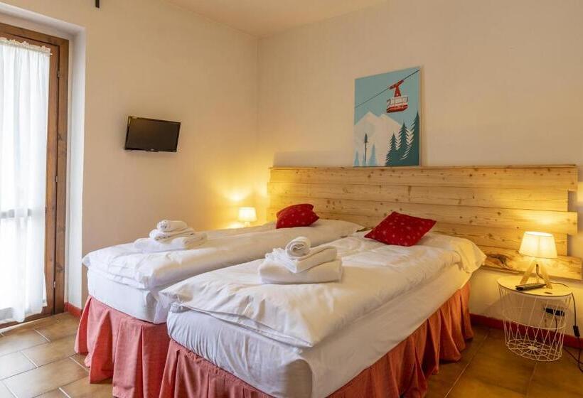 اتاق استاندارد سه نفره, Aparthotel Claviere