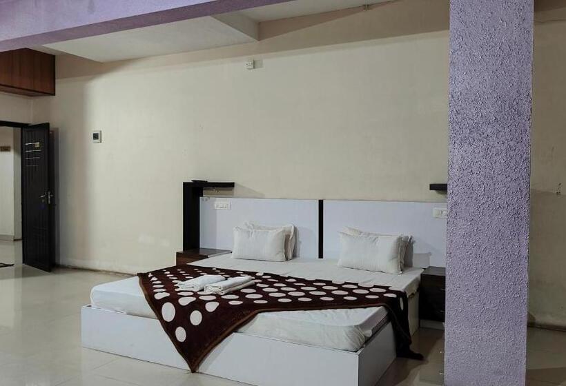 디럭스 룸, Pphliving Khaleej Residency