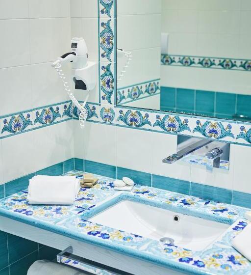 Полулюкс, Oleandri Resort Paestum