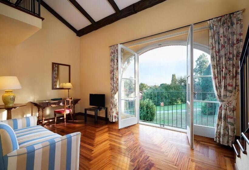 스위트, Sina Villa Matilde