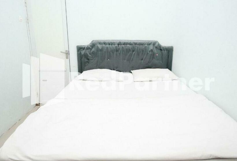 Номер Superior, Happy Inn Puspo Mitra Reddoorz
