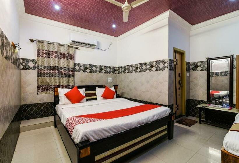 Номер Стандарт, Oyo 33005 Jkr Residency