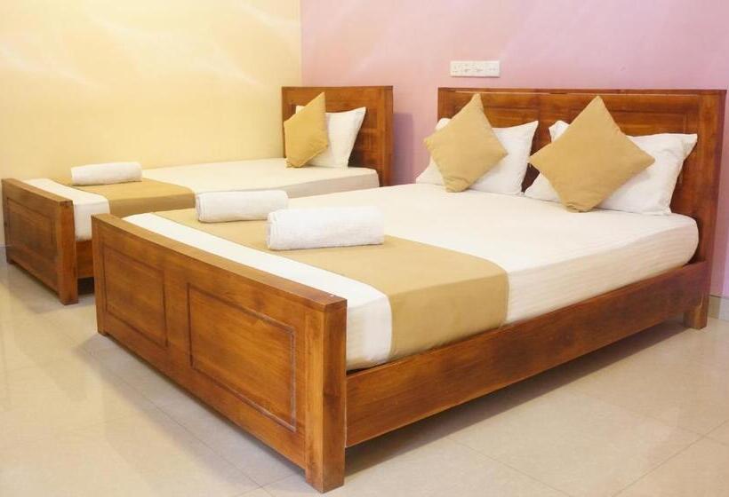 Трехместный Номер Deluxe, Araliya