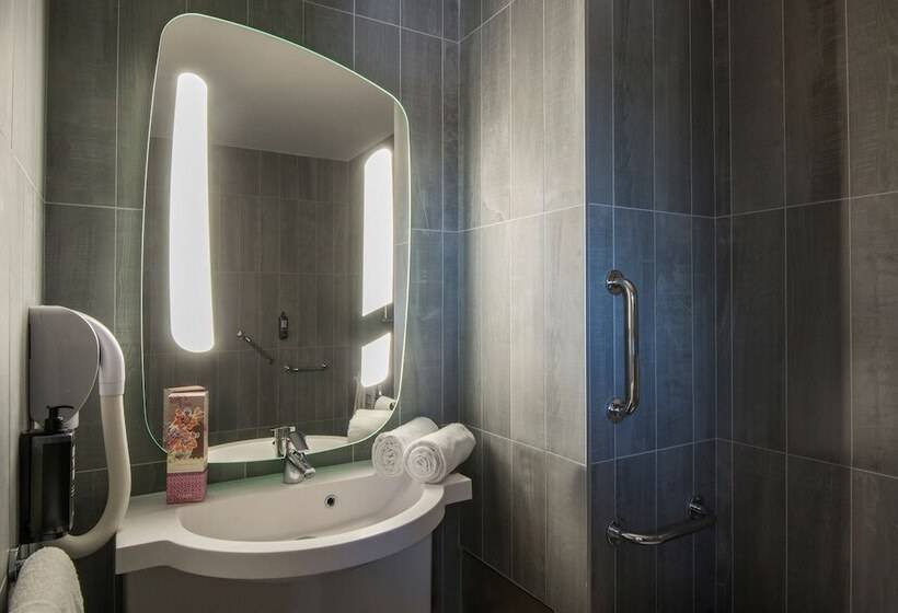 스탠다드 룸, Ibis Manosque Cadarache