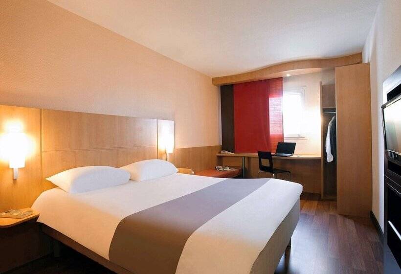 스탠다드 룸 더블 침대, Ibis Manosque Cadarache
