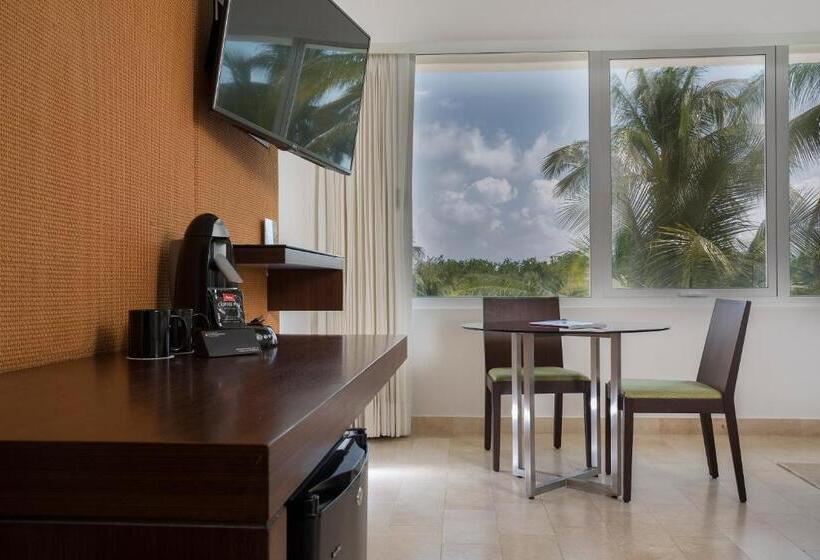 Cameră Standard cu Vedere la Lac, Intercontinental Presidente Cancun Resort