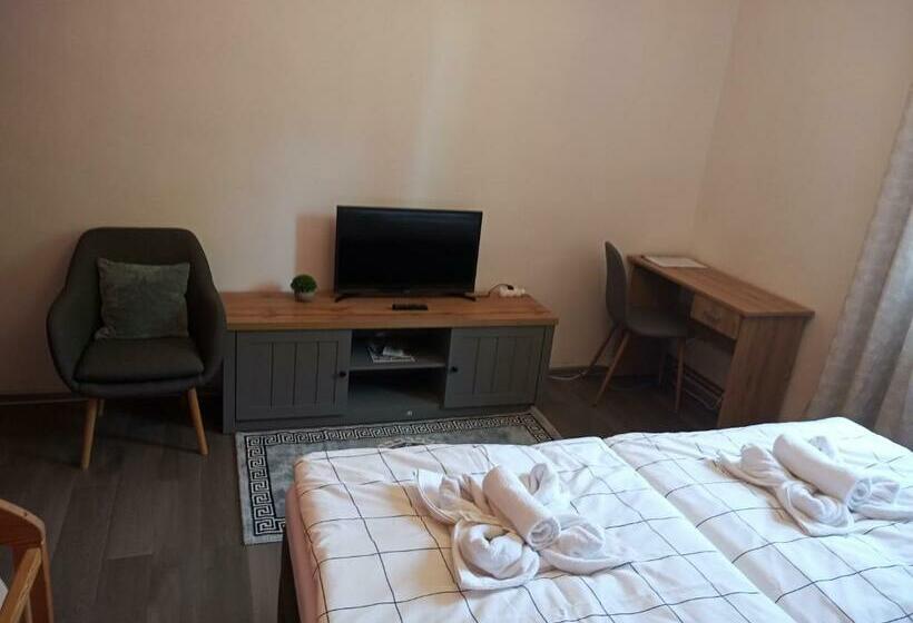 Номер Deluxe, Waldhof