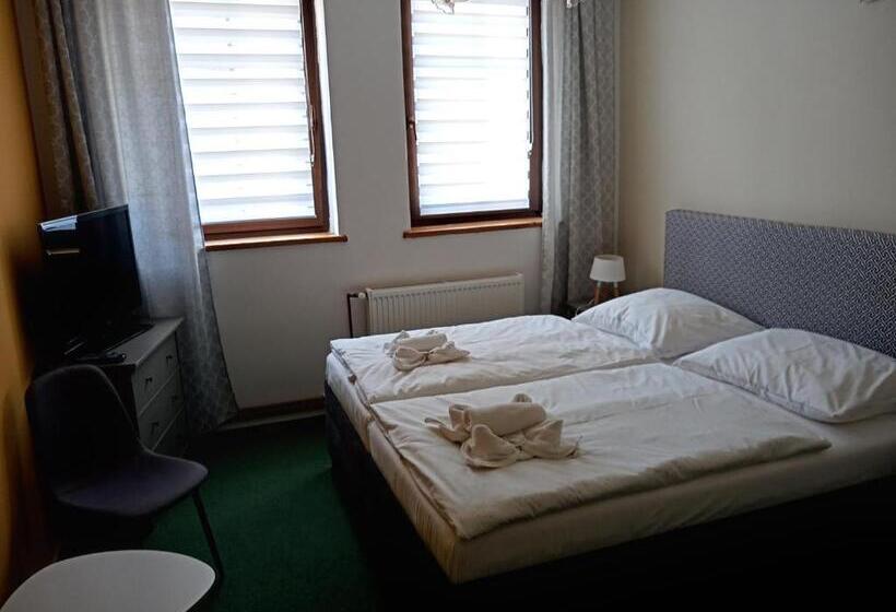 Номер Deluxe, Waldhof