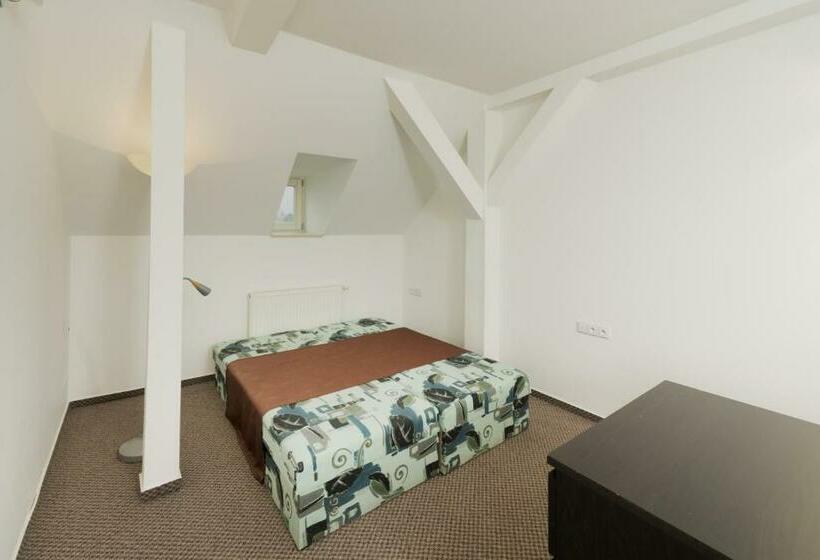 Family Suite, Na Staré Poště