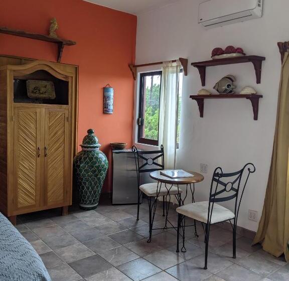 コンフォートトリプルルーム, Hacienda De Palmas