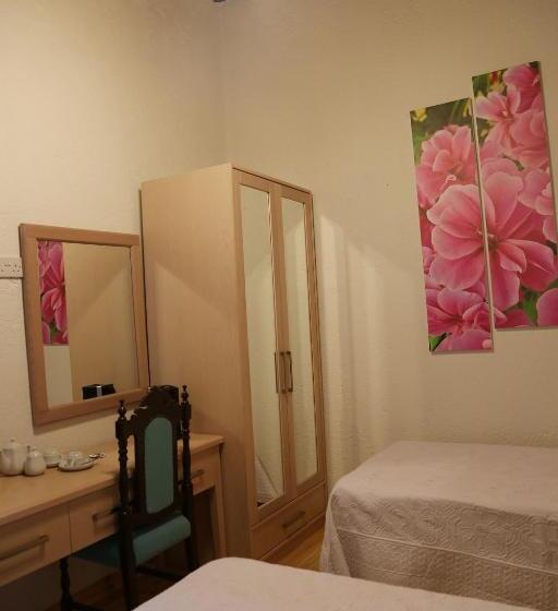 اتاق استاندارد, Cypriot Swallow Boutique