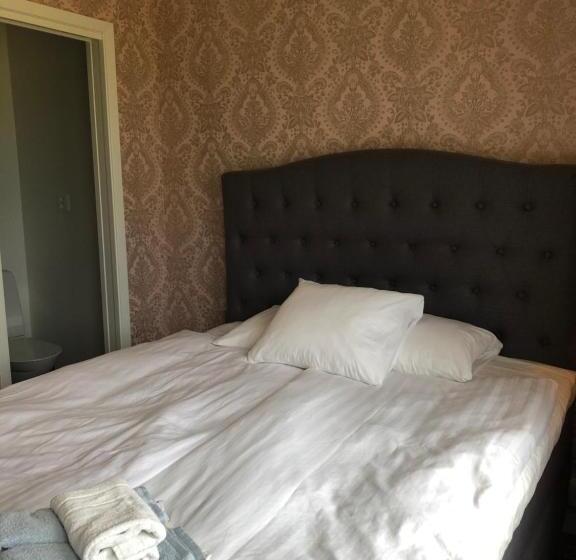Номер Стандарт, Bjälbo Gästhus B&b