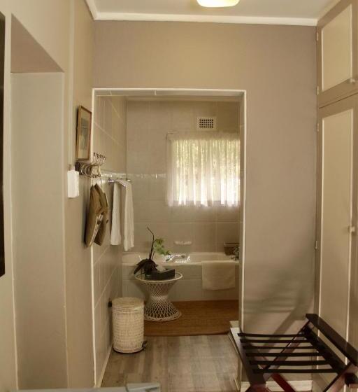 Номер Deluxe Кровать Кинг, Cathkin Cottage Bed & Breakfast