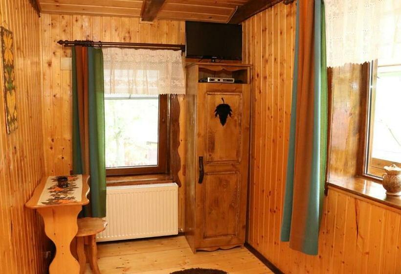 Номер Стандарт, Casa Bunicii