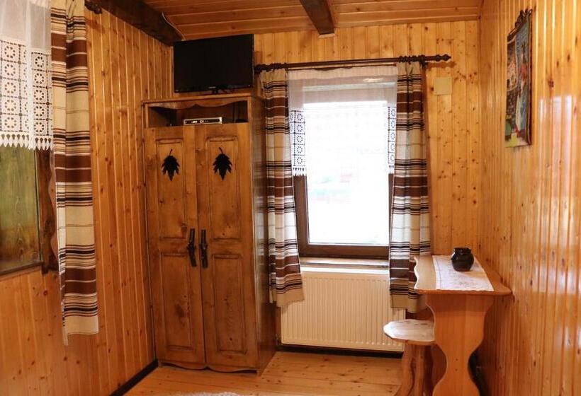 Номер Стандарт, Casa Bunicii