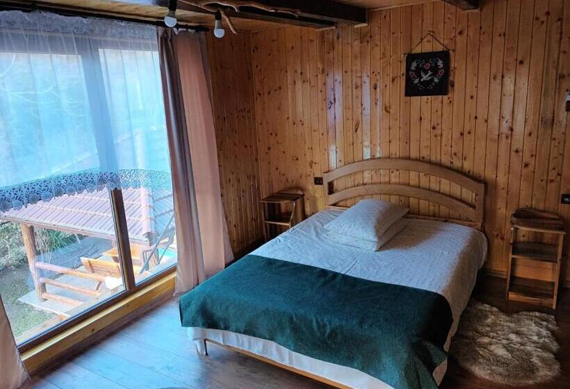 Номер Стандарт, Casa Bunicii
