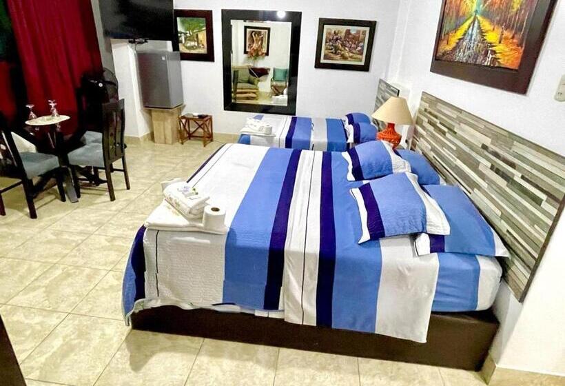 Family Suite, Hostal Ocean Pacifico